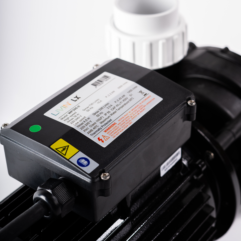 Detailweergave van de LX WP300-II pomp met specificatielabel
